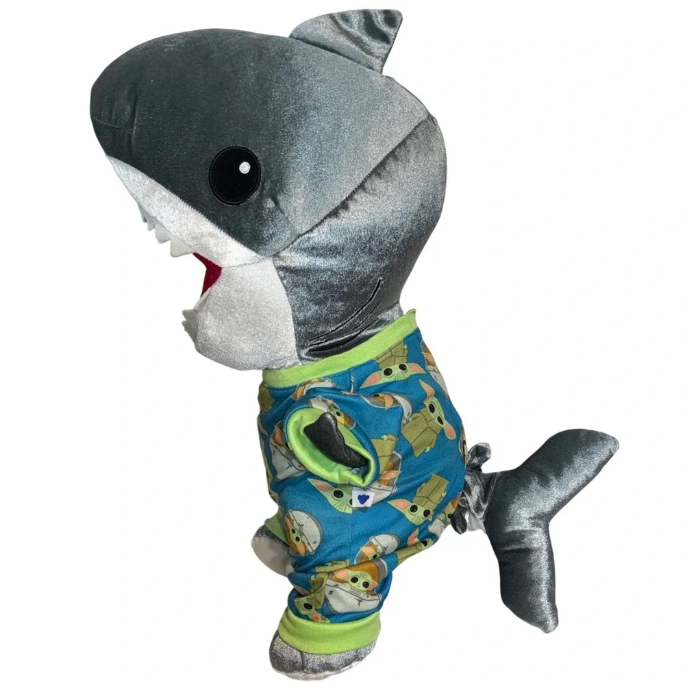 Build A Bear Shark Week 35th Anniversary Groggy Baby Yoda PJ Mando Sound Box